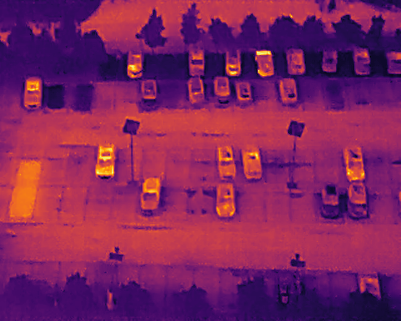 Thermal ISR frame, model detections active